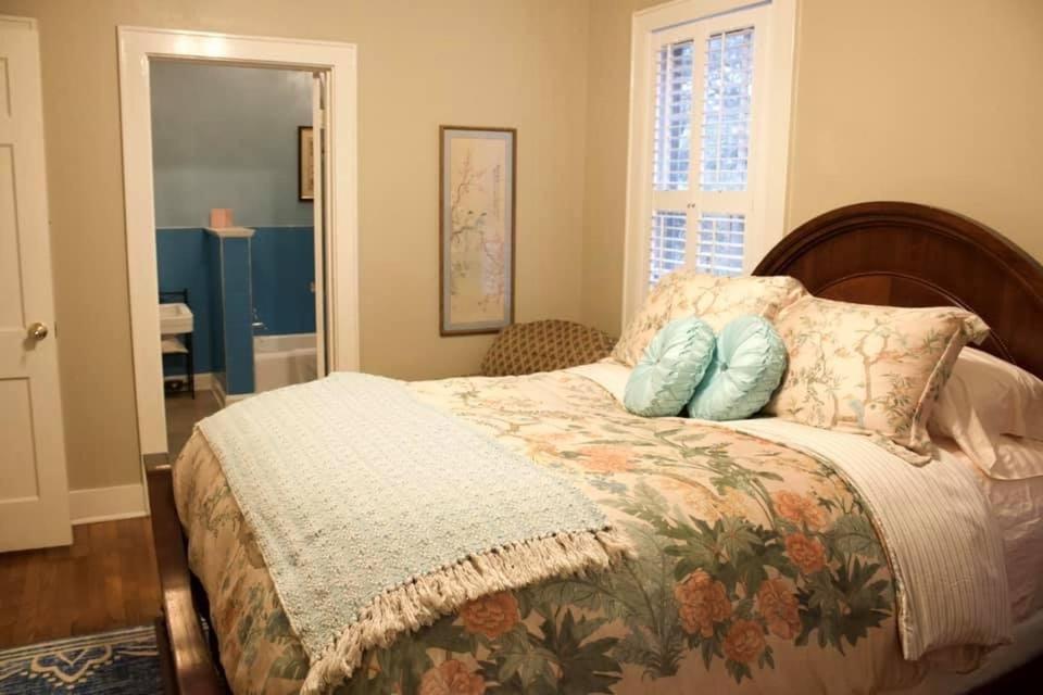 Opus House Bed & Breakfast Natchitoches Rom bilde